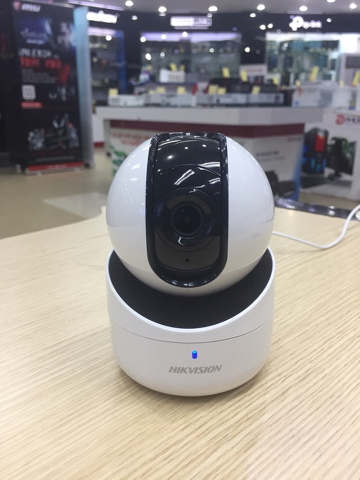 Camera Wifi HIKVISION DS-2CV2Q21FD-IW (W)